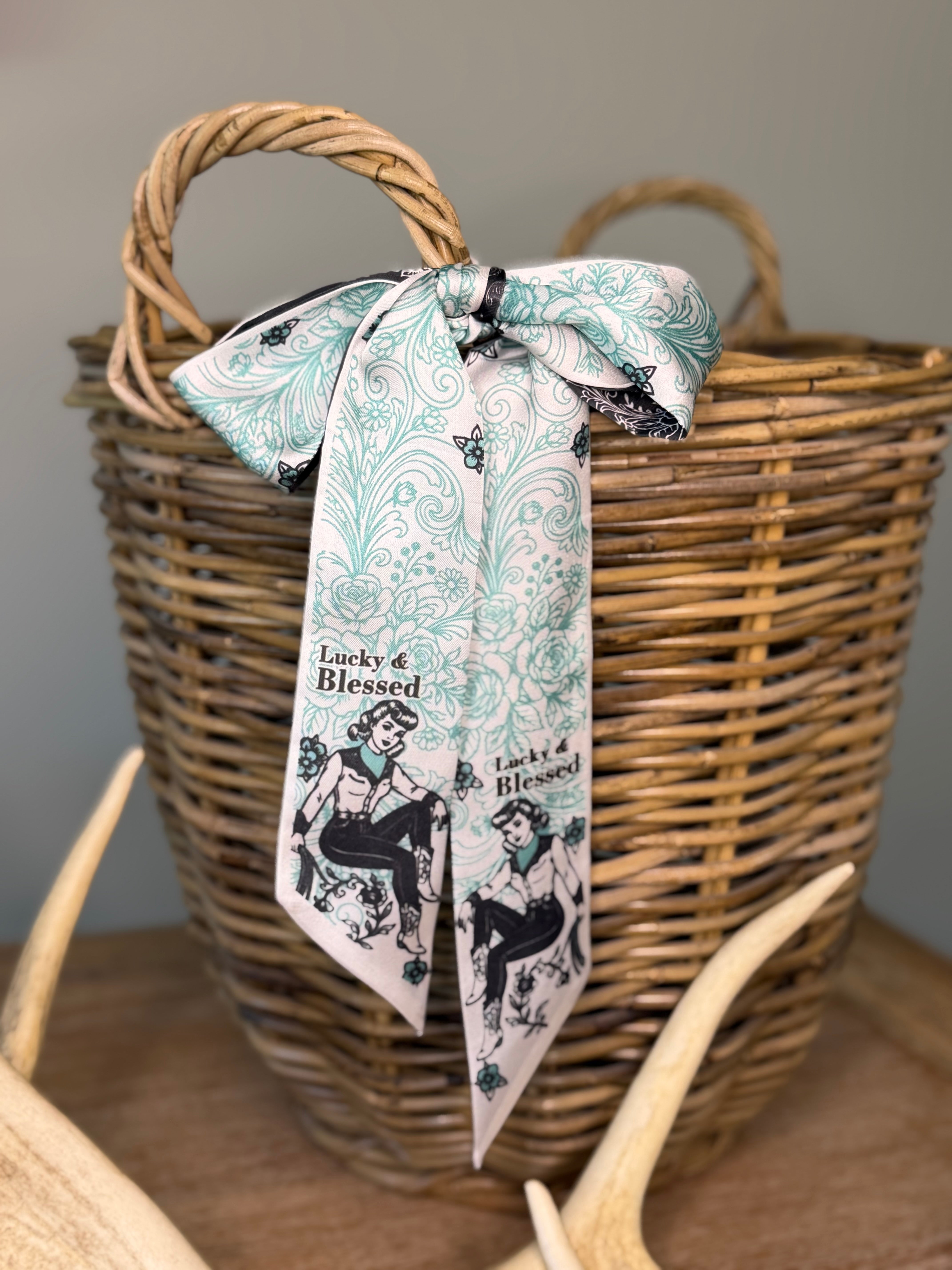 Black PinUp Stitch Twilly